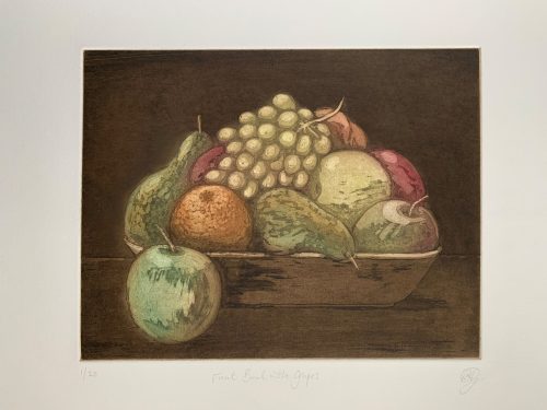 Fruit-Bowl-with-Grapes
